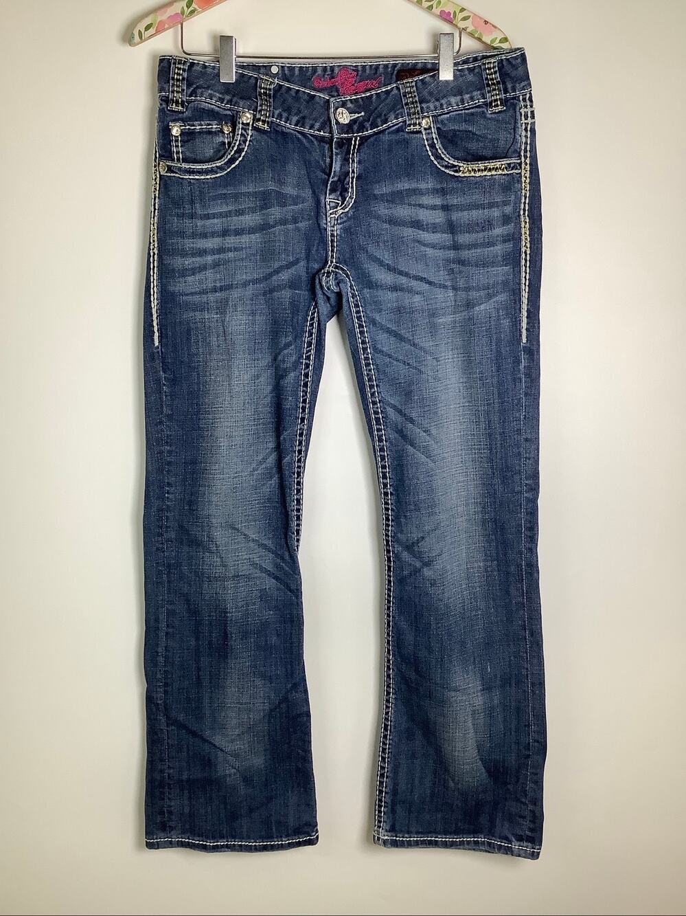 Rock & Roll Cowgirl Women's 32x32 Low Rise Medium Wash Bootcut Jeans G8-1